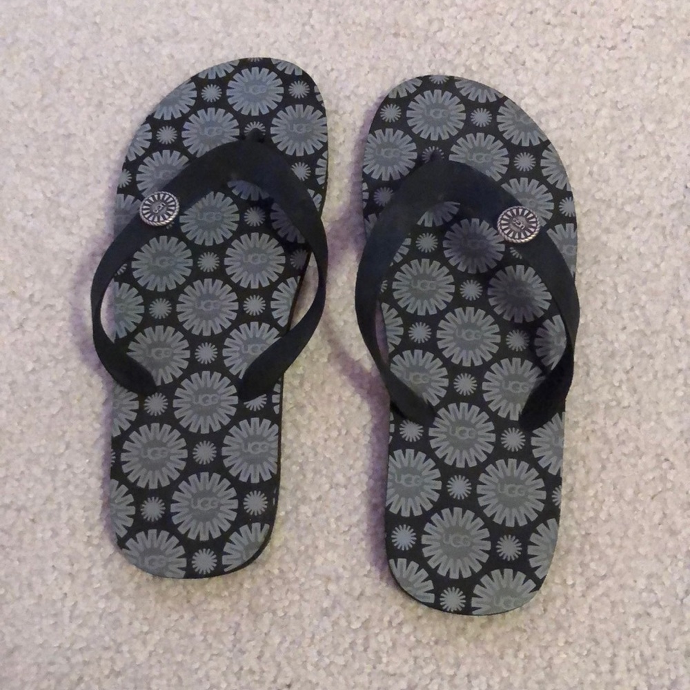 Ugg flip flops!